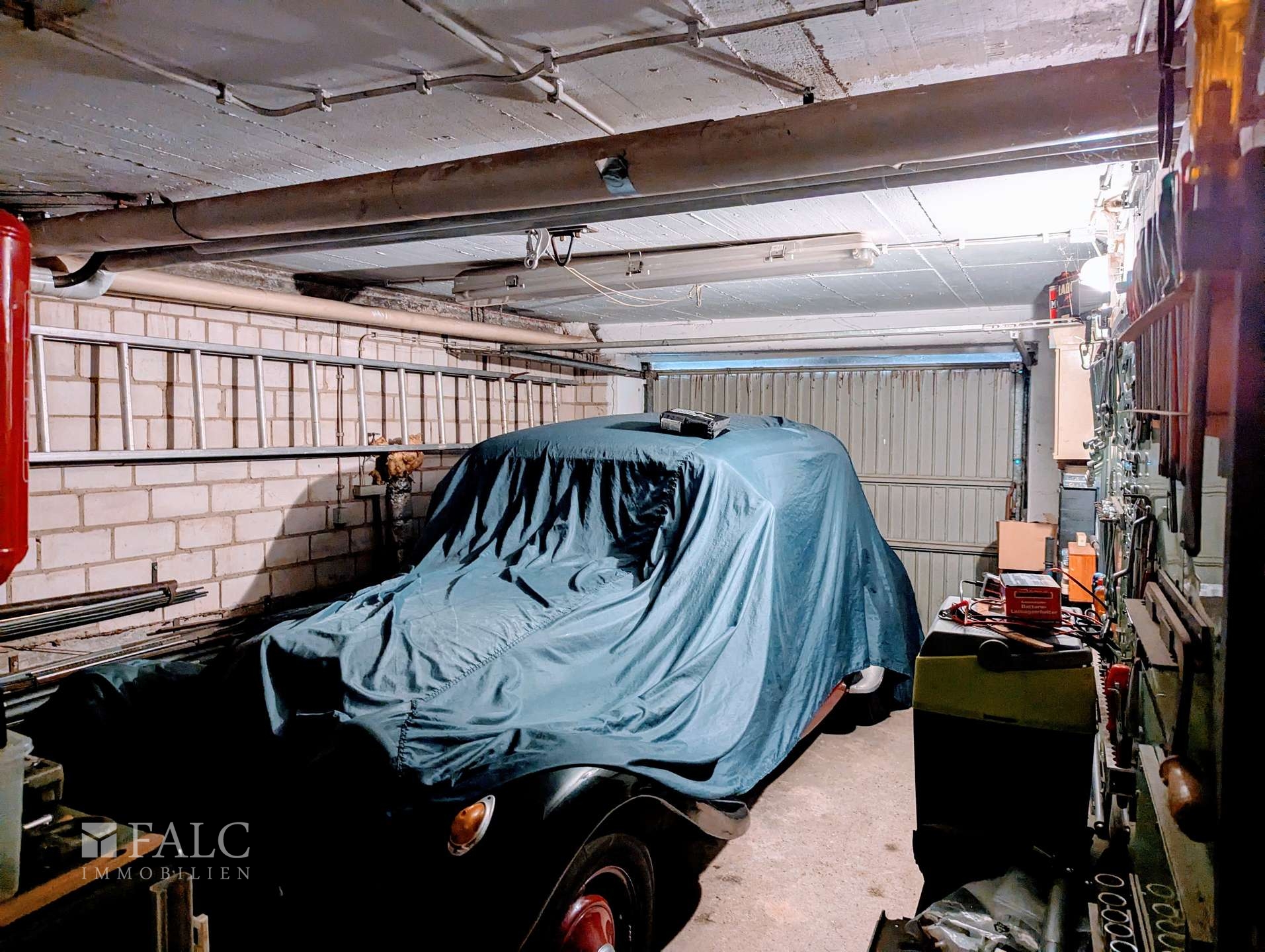 Garage innen